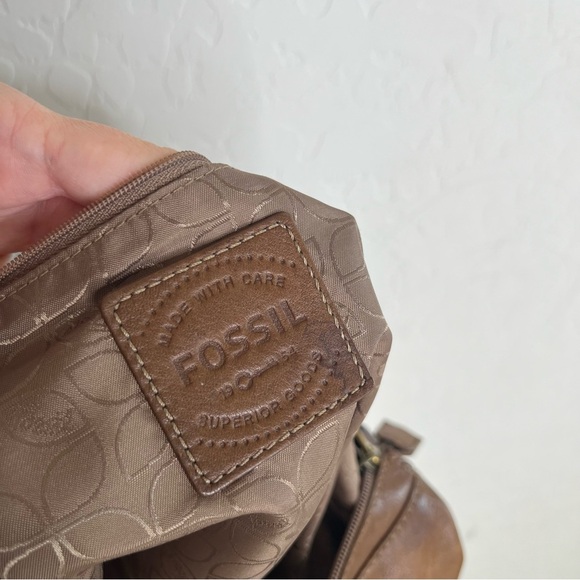 Fossil Morgan Traveler Zip Top Brown Leather Crossbody Shoulder Bag - Picture 14 of 15